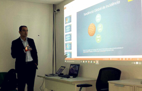 Reunião clínica na Oncocenter destaque